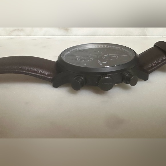 Vincero Men’s Watch 43MM Gunmetal/Walnut Leather Strap - Picture 5 of 10